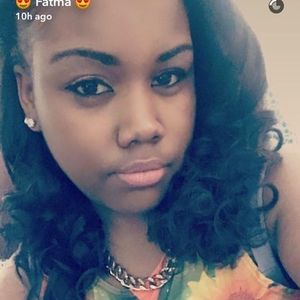 Meet your Posher, Sharaine